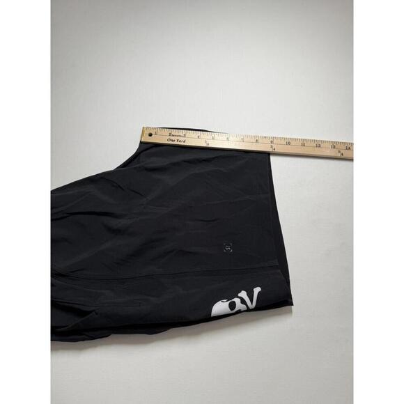 Lululemon Skull Pace Breaker Out Of Mind Liner 9" Black Size Medium Stretch - Picture 6 of 6